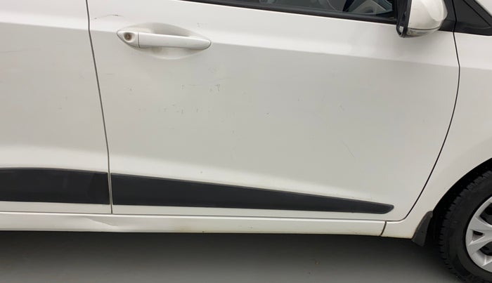 2015 Hyundai Grand i10 SPORTZ 1.1 CRDI, Diesel, Manual, 88,815 km, Driver-side door - Minor scratches