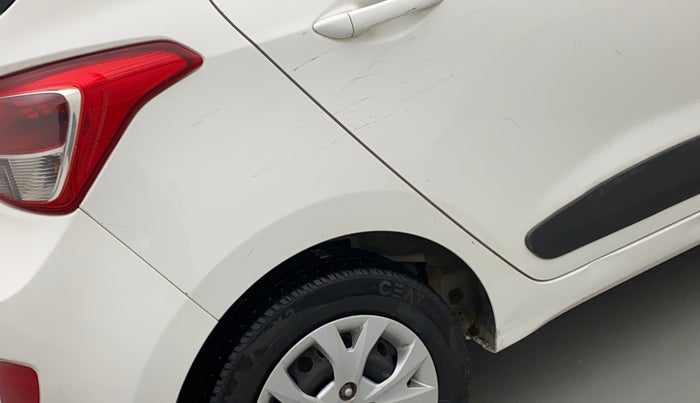 2015 Hyundai Grand i10 SPORTZ 1.1 CRDI, Diesel, Manual, 88,815 km, Right quarter panel - Minor scratches