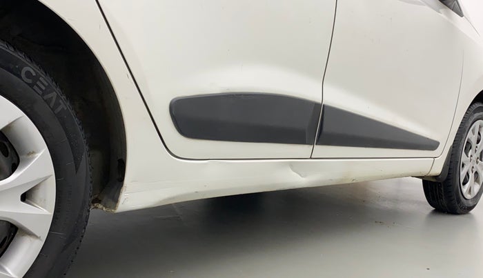 2015 Hyundai Grand i10 SPORTZ 1.1 CRDI, Diesel, Manual, 88,815 km, Right running board - Paint has minor damage