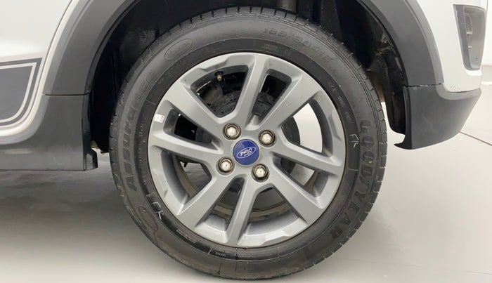 2020 Ford FREESTYLE TITANIUM 1.5 DIESEL, Diesel, Manual, 27,432 km, Left Rear Wheel
