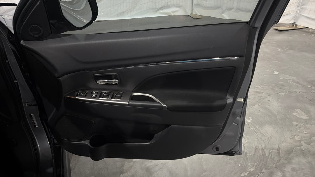 2023 Mitsubishi ASX Ls (2WD), Automatic, 28795 km, Speaker View