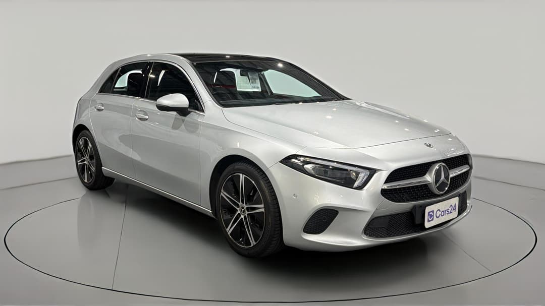 2018 Mercedes-benz A200 A200, Automatic, 52830 km, Right Front Diagonal (45- Degree) View