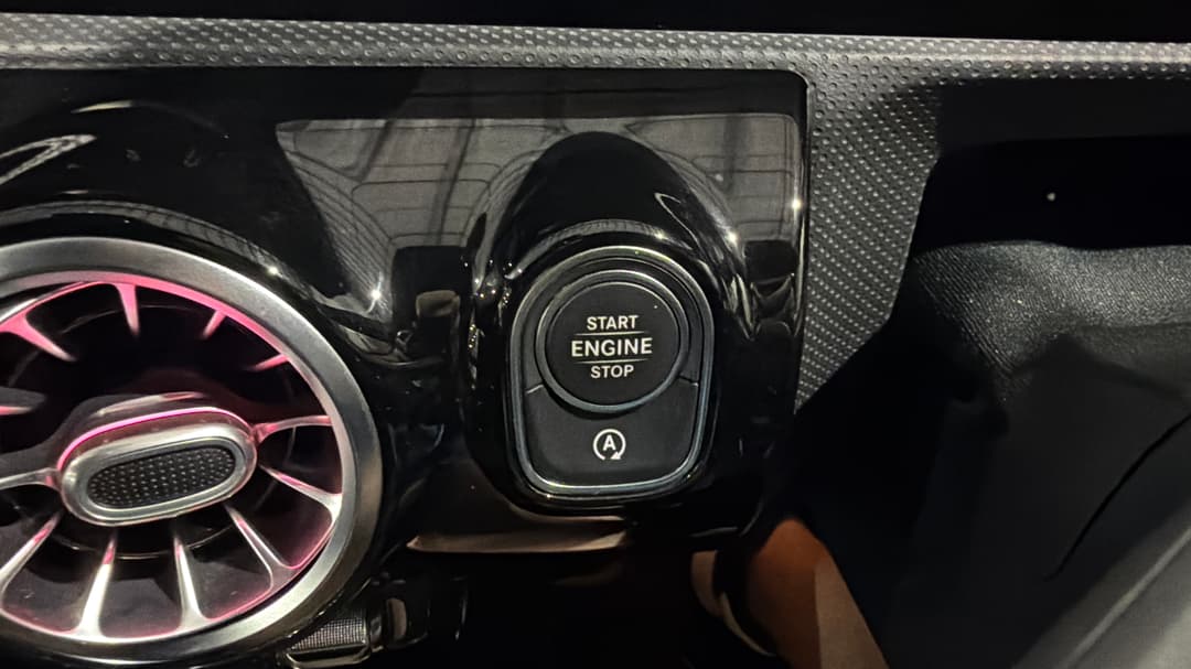 2018 Mercedes-benz A200 A200, Automatic, 52830 km, Keyless / Button Start
