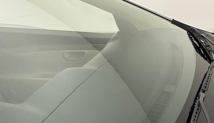 2019 Maruti Ciaz ALPHA 1.5 SHVS PETROL, Petrol, Manual, 52,040 km, Front windshield - Minor spot on windshield