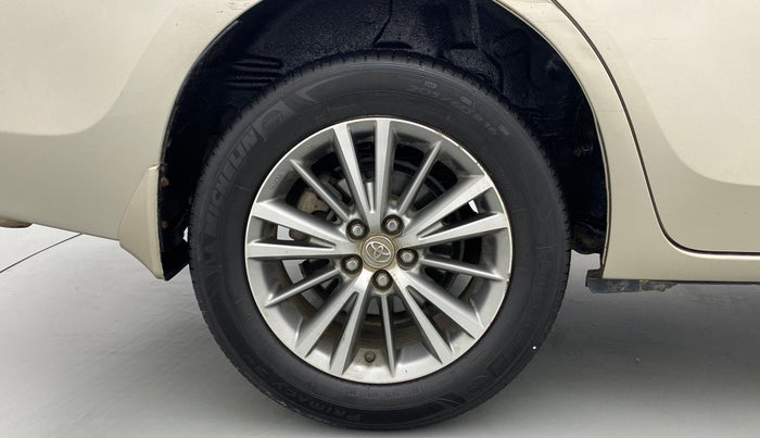 2015 Toyota Corolla Altis VL CVT PETROL, Petrol, Automatic, 87,323 km, Right Rear Wheel