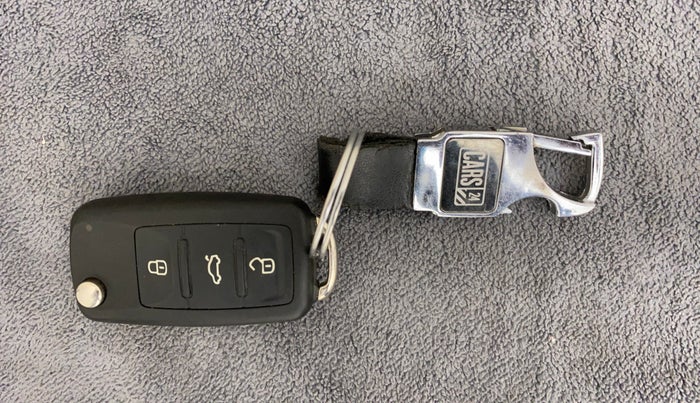 2013 Volkswagen Polo HIGHLINE1.2L, Petrol, Manual, 29,549 km, Key Close Up