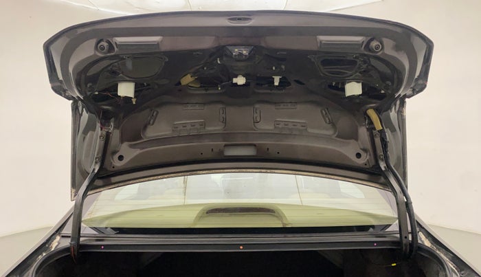 2015 Honda City 1.5L I-VTEC VX, Petrol, Manual, 75,533 km, Boot Door Open