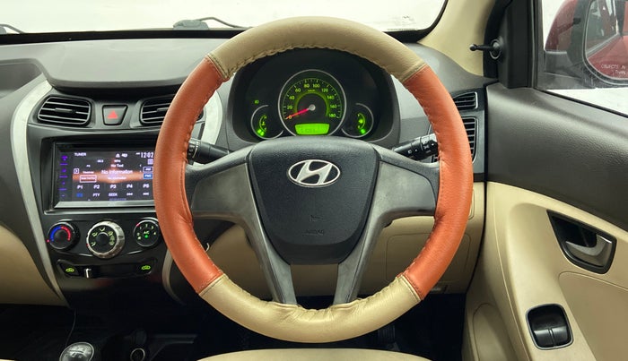 2014 Hyundai Eon SPORTZ, Petrol, Manual, 51,074 km, Steering Wheel Close Up