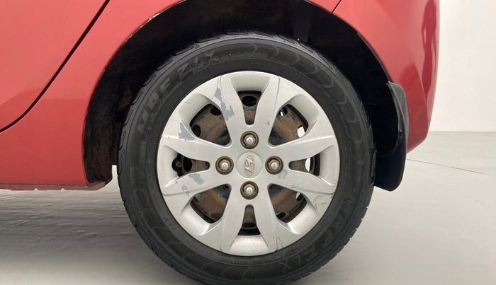 2014 Hyundai Eon SPORTZ, Petrol, Manual, 51,074 km, Left Rear Wheel
