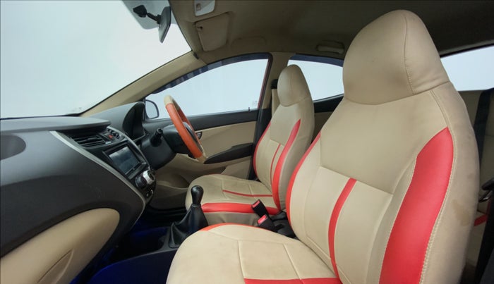 2014 Hyundai Eon SPORTZ, Petrol, Manual, 51,074 km, Right Side Front Door Cabin