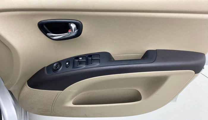 2012 Hyundai i10 MAGNA 1.2 KAPPA2, Petrol, Manual, 12,030 km, Driver Side Door Panels Control