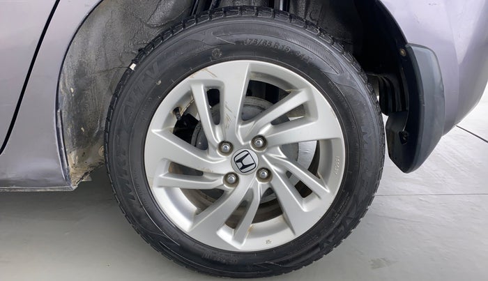 2018 Honda Jazz 1.2 V AT, Petrol, Automatic, 40,615 km, Left Rear Wheel
