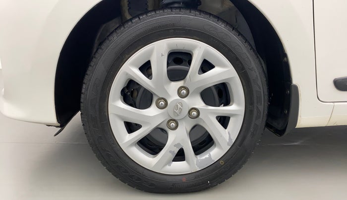 2018 Hyundai Grand i10 MAGNA 1.2 VTVT, Petrol, Manual, 46,944 km, Left Front Wheel