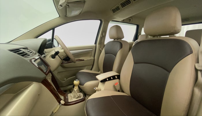 2016 Maruti Ertiga VXI CNG, CNG, Manual, 97,999 km, Right Side Front Door Cabin
