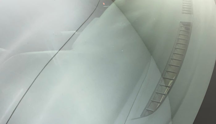 2017 Maruti Baleno ZETA CVT PETROL 1.2, Petrol, Automatic, 69,002 km, Front windshield - Minor spot on windshield