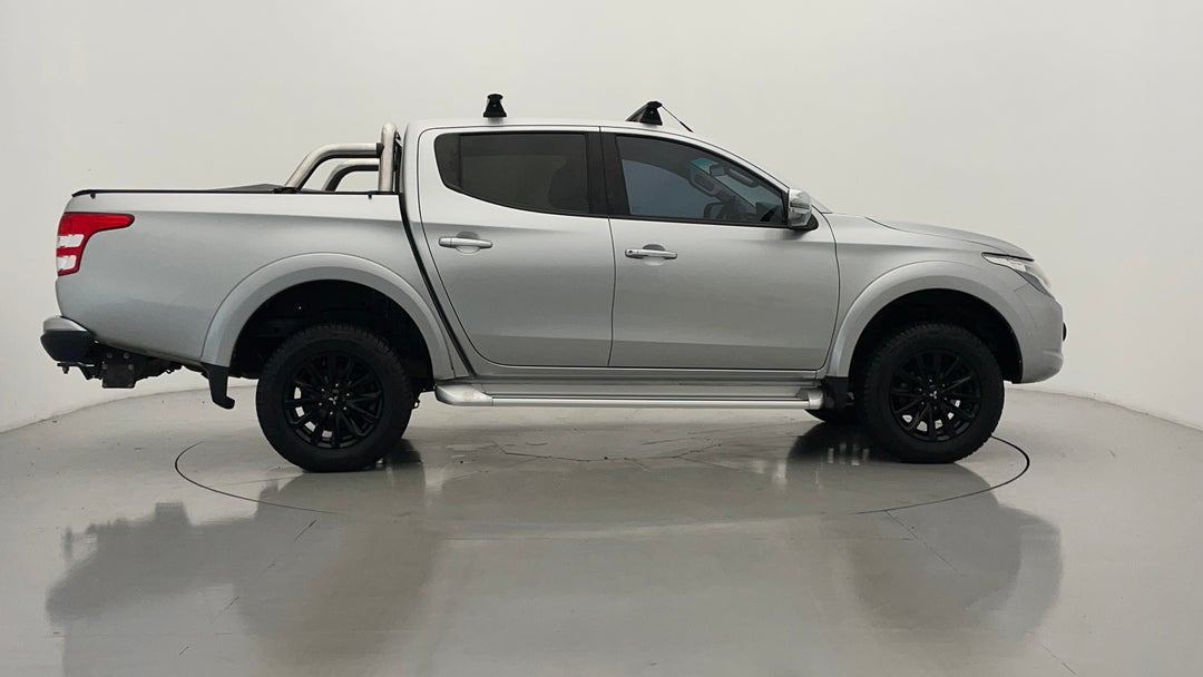 2018 Mitsubishi Triton Gls (4x4), Automatic, 69564 km, Right Side View