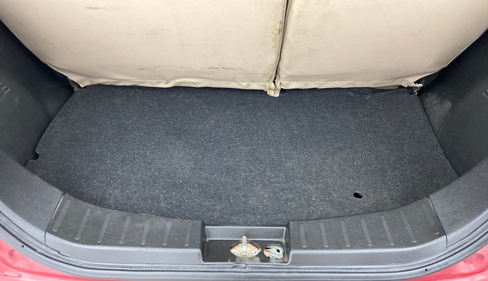 2017 Maruti Wagon R 1.0 VXI AMT, Petrol, Automatic, 44,166 km, Boot Inside