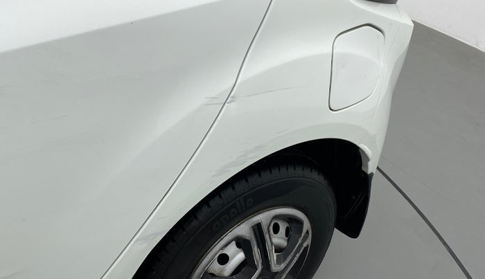 2020 Tata ALTROZ XE PETROL, Petrol, Manual, 52,503 km, Left quarter panel - Minor scratches