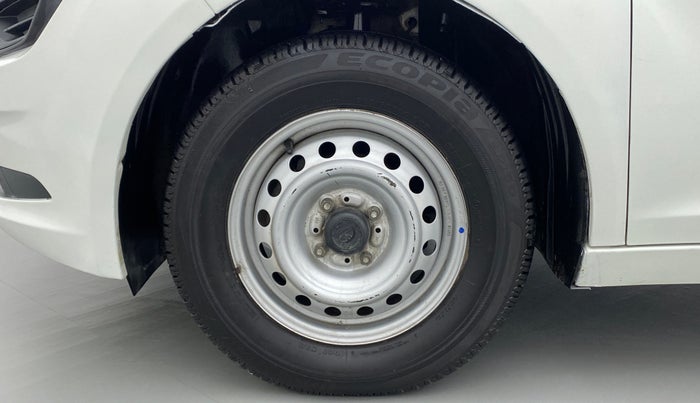 2020 Tata ALTROZ XE PETROL, Petrol, Manual, 52,503 km, Left Front Wheel