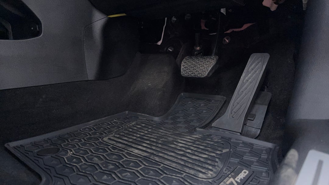 Pedals and Footmat