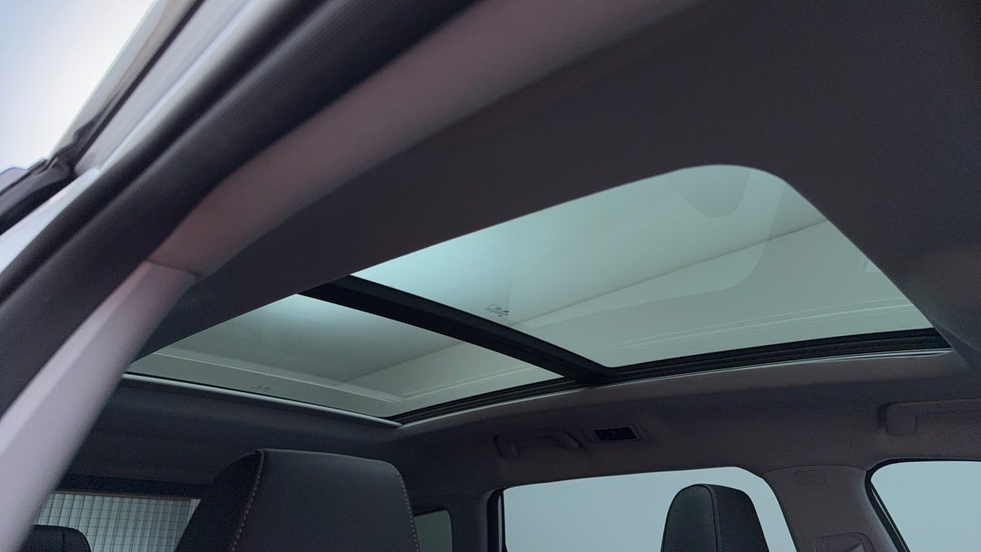 Interior Sunroof/Moonroof
