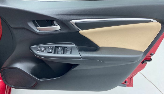 2019 Honda Jazz 1.2 VX AT, Petrol, Automatic, 4,469 km, Driver Side Door Panels Control