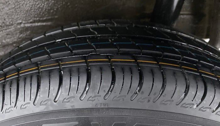 2020 Maruti S PRESSO VXI CNG, CNG, Manual, 82,631 km, Left Rear Tyre Tread
