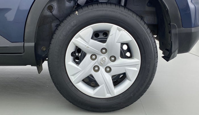 2020 Hyundai VENUE S MT 1.2 KAPPA, Petrol, Manual, 72,825 km, Left Rear Wheel