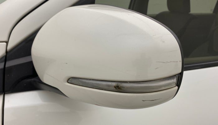 2019 Maruti Ertiga VXI SHVS, Petrol, Manual, 91,252 km, Left rear-view mirror - Indicator light has minor damage