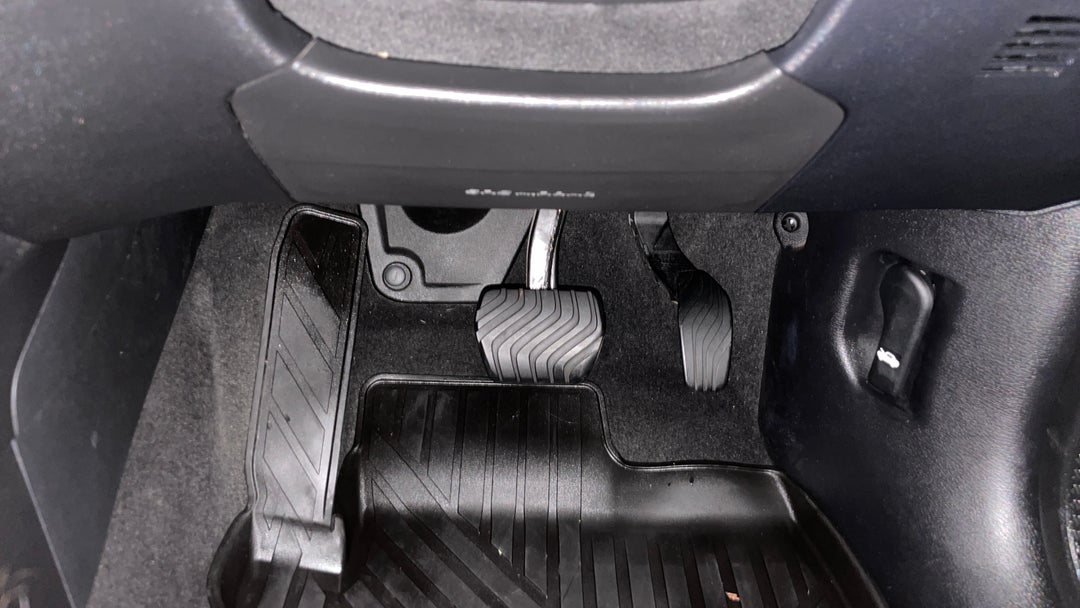 Pedals and Footmat