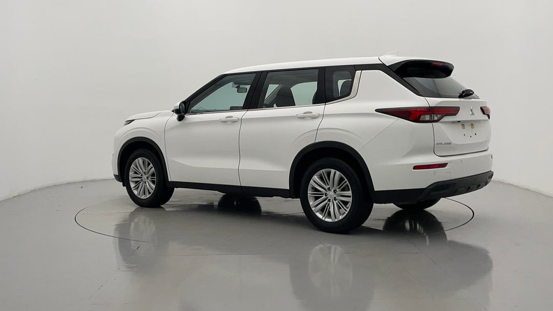 Left Back Diagonal (45- Degree) View