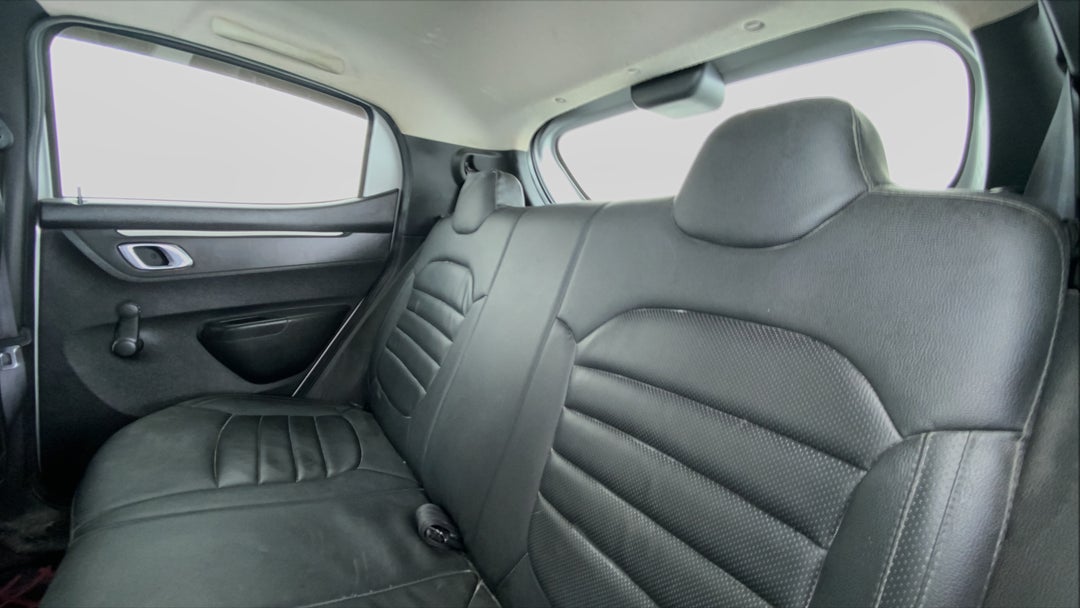 Right Side Rear Door Cabin