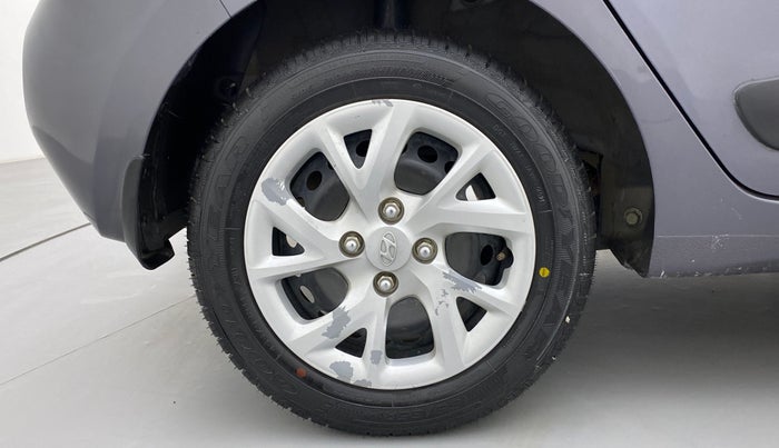 2018 Hyundai Grand i10 MAGNA 1.2 VTVT, Petrol, Manual, 41,853 km, Right Rear Wheel