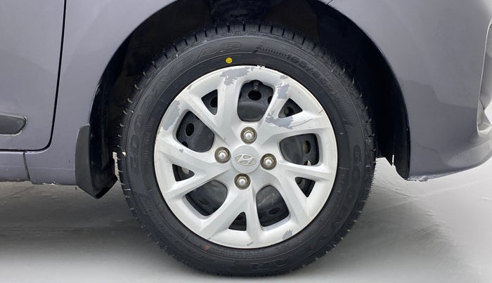 2018 Hyundai Grand i10 MAGNA 1.2 VTVT, Petrol, Manual, 41,853 km, Right Front Wheel