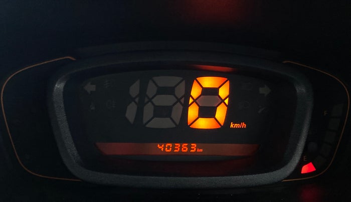 2018 Renault Kwid 1.0 RXT Opt, Petrol, Manual, 40,490 km, Odometer Image