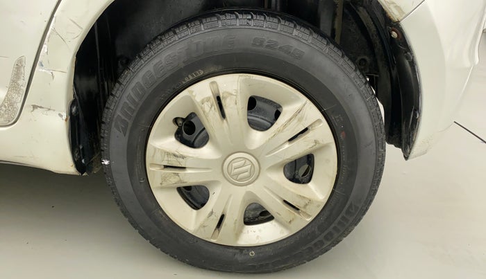 2011 Maruti Swift VXI, Petrol, Manual, 48,507 km, Left Rear Wheel