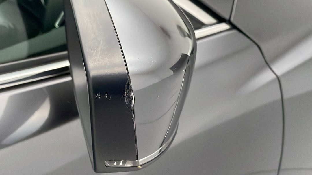 Side Mirrors Housing RHS Scratch