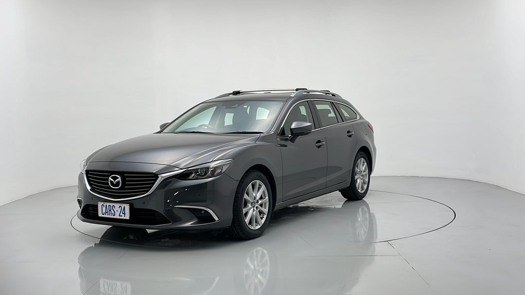 Left Front Diagonal (45- Degree) View