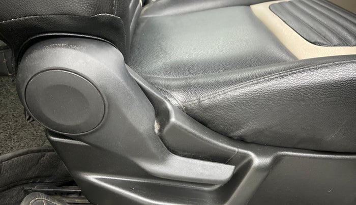 2021 Maruti New Wagon-R LXI 1.0 L, Petrol, Manual, 19,489 km, Driver Side Adjustment Panel