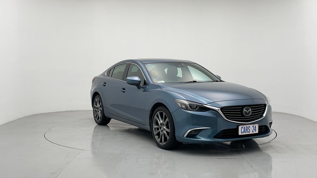 Right Front Diagonal (45- Degree) View