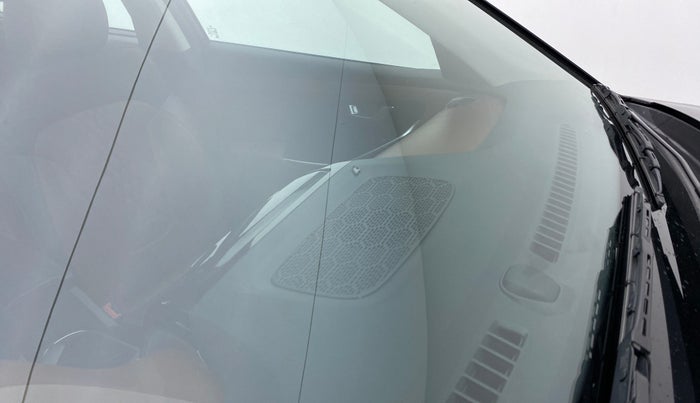 2021 Hyundai ALCAZAR PLATINUM(O) 7STR 1.5 AT, Diesel, Automatic, 26,541 km, Front windshield - Minor spot on windshield
