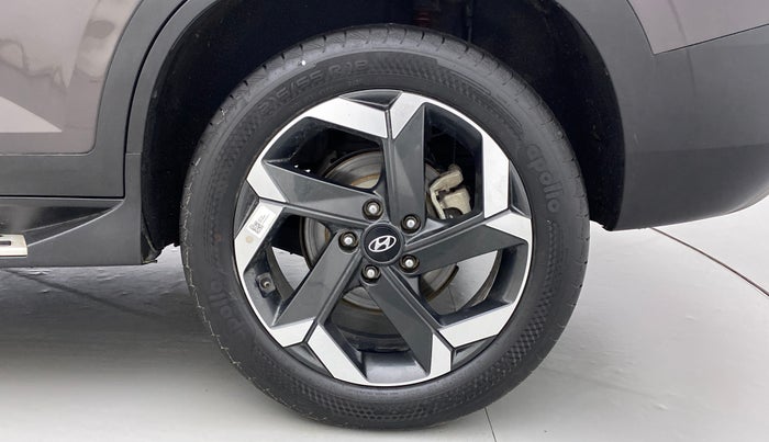 2021 Hyundai ALCAZAR PLATINUM(O) 7STR 1.5 AT, Diesel, Automatic, 26,541 km, Left Rear Wheel