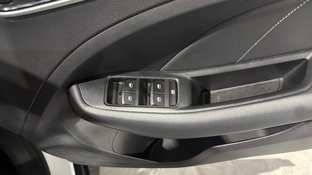 2023 MG ZS Excite, Automatic, 27272 km, Drivers Side Door Panel Controls