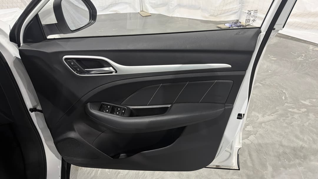 2023 MG ZS Excite, Automatic, 27272 km, Speaker View