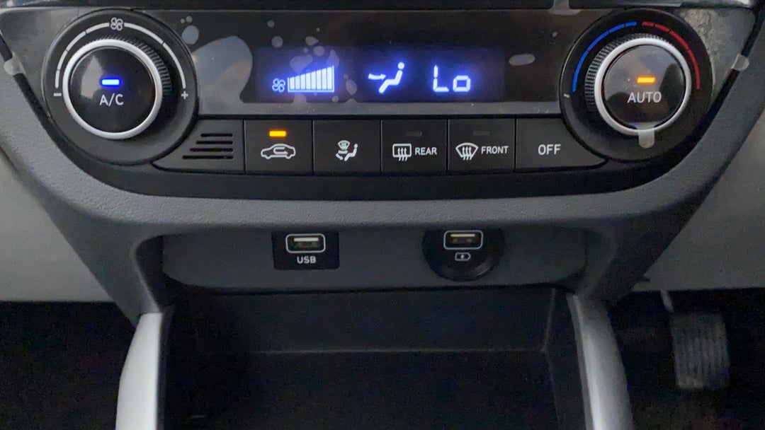Automatic Climate Control 