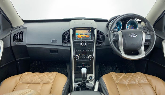 2019 Mahindra XUV500 W9, Diesel, Manual, 29,839 km, Dashboard