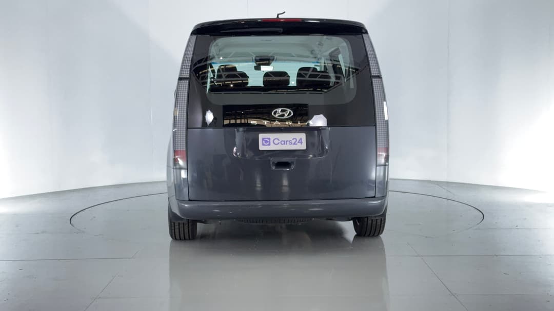 2022 Hyundai Staria Staria, Automatic, 84938 km, Back/Rear View