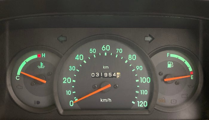 2014 Maruti Omni 5 SEATER, Petrol, Manual, 31,954 km, Odometer Image