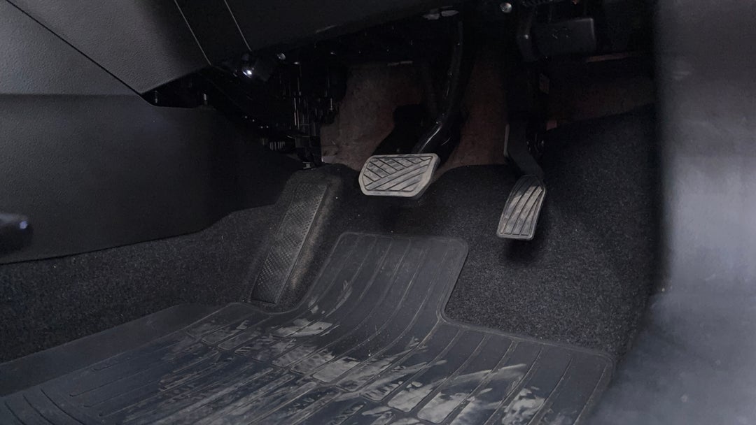 Pedals and Footmat