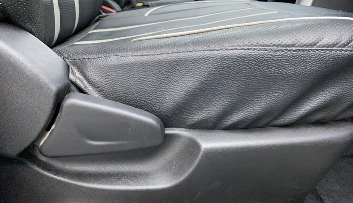 2020 Datsun Redi Go T (O), Petrol, Manual, 29,164 km, Driver Side Adjustment Panel